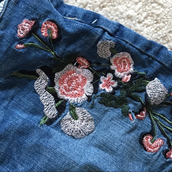Flower embroidered denim/jean pencil skirt - Picture 3 of 3